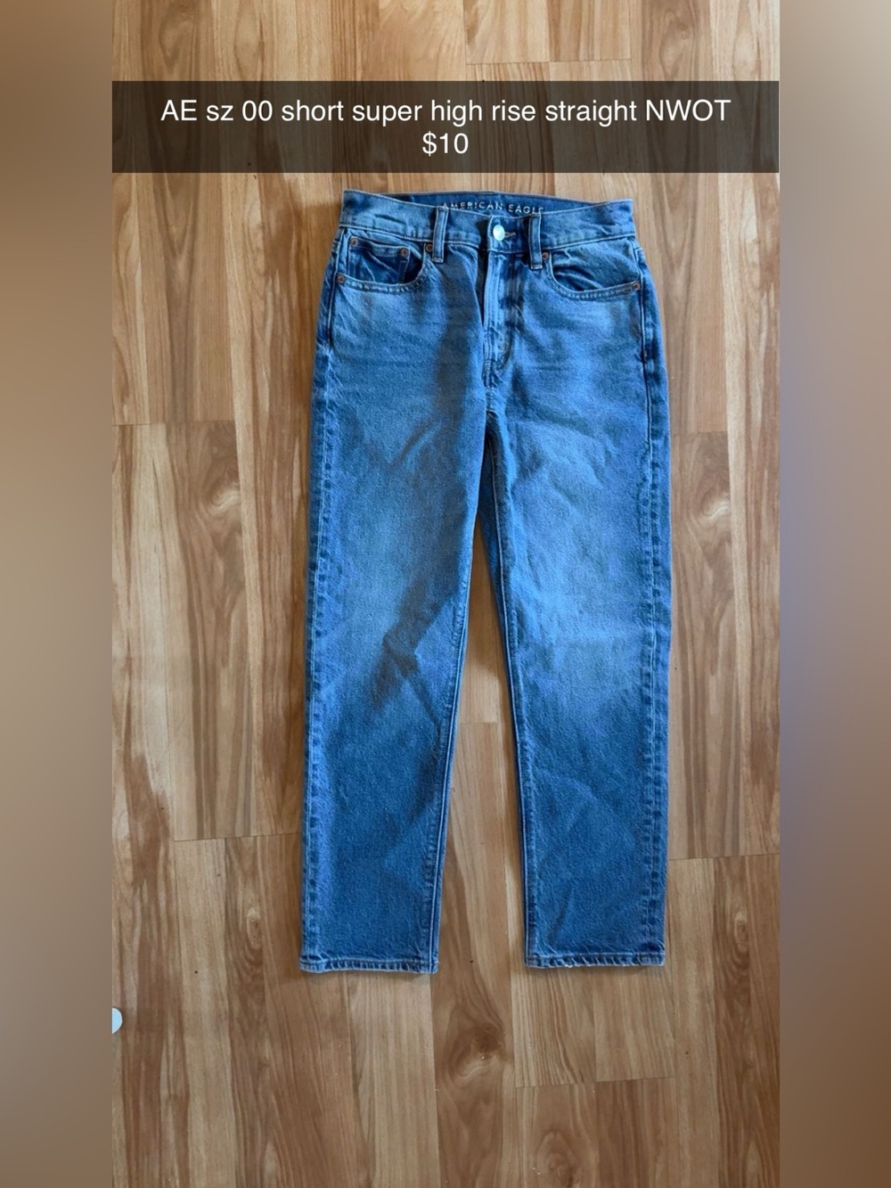 American Eagle Outfitters women’s Medium Blue Slim-Straight Jeans